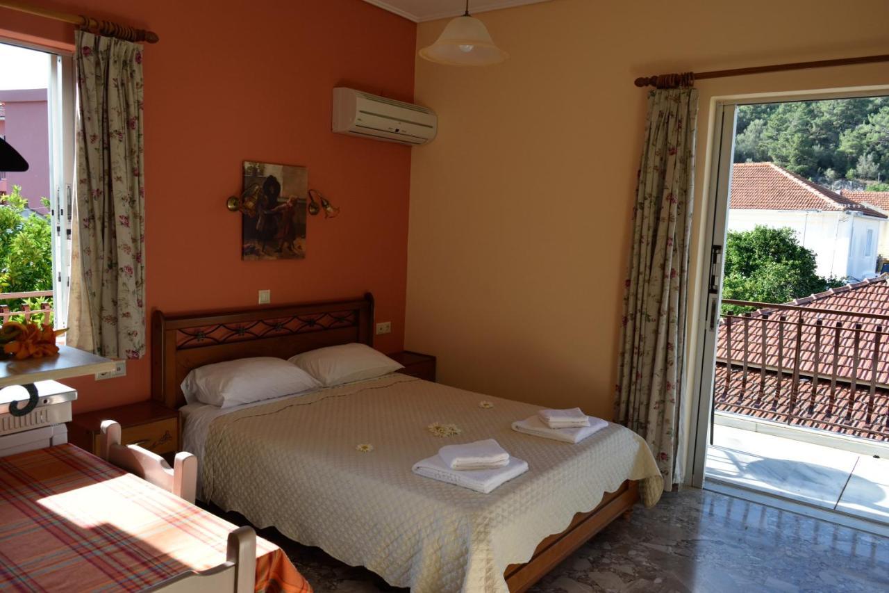 Stamoulis Apartments Agia Efimia Dış mekan fotoğraf