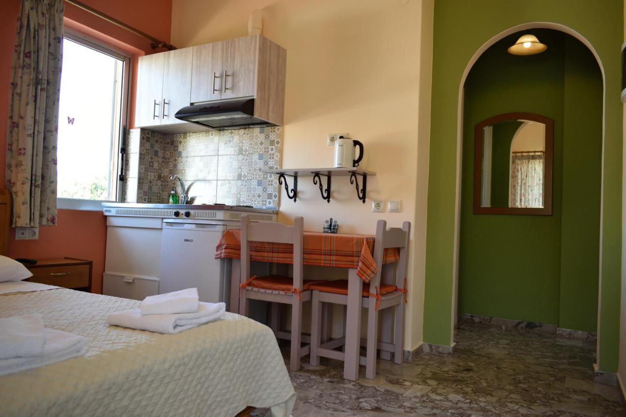 Stamoulis Apartments Agia Efimia Dış mekan fotoğraf