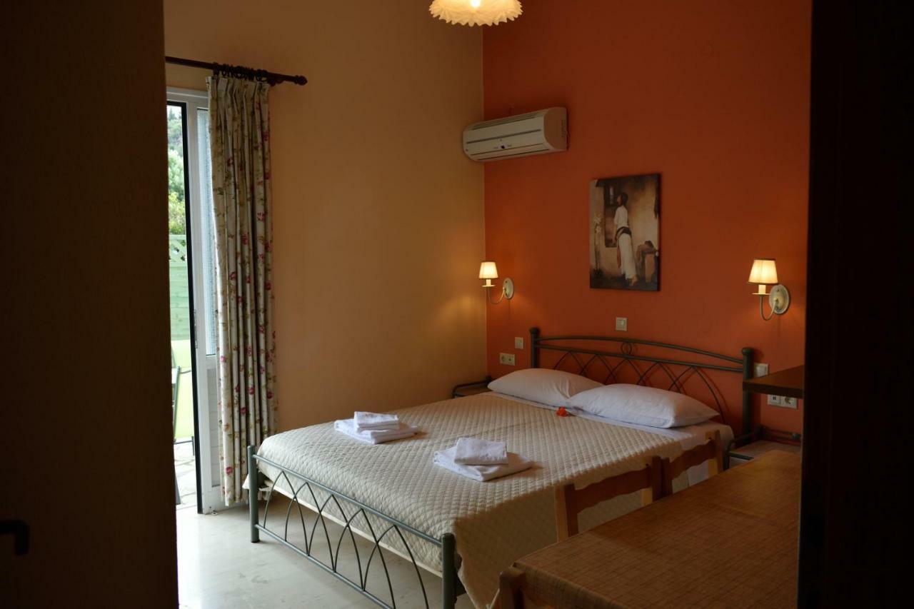 Stamoulis Apartments Agia Efimia Dış mekan fotoğraf